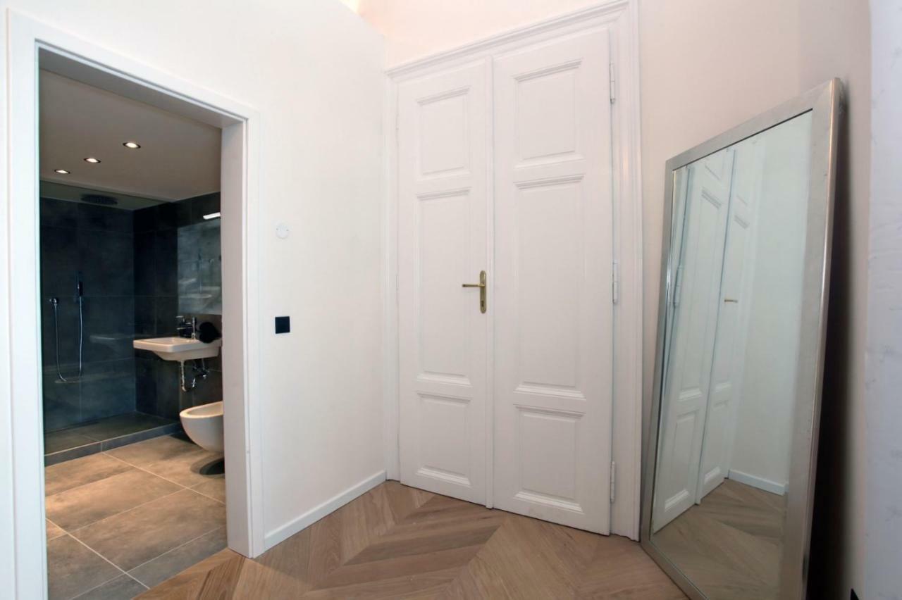 The Apartment House - Mezibranska Prague Extérieur photo