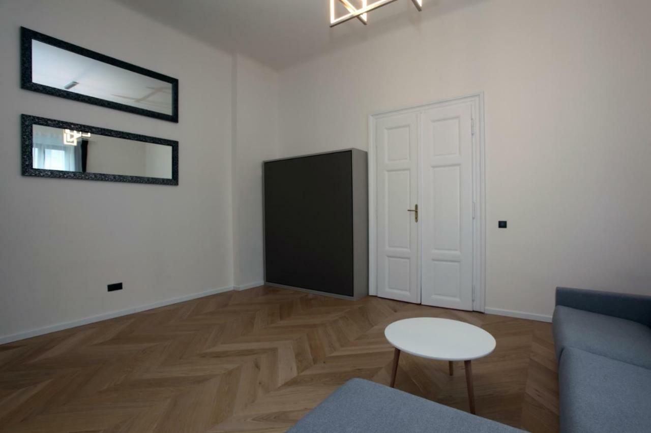 The Apartment House - Mezibranska Prague Extérieur photo