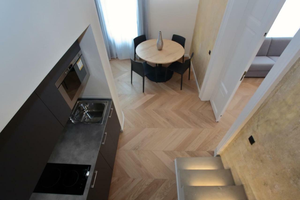 The Apartment House - Mezibranska Prague Extérieur photo