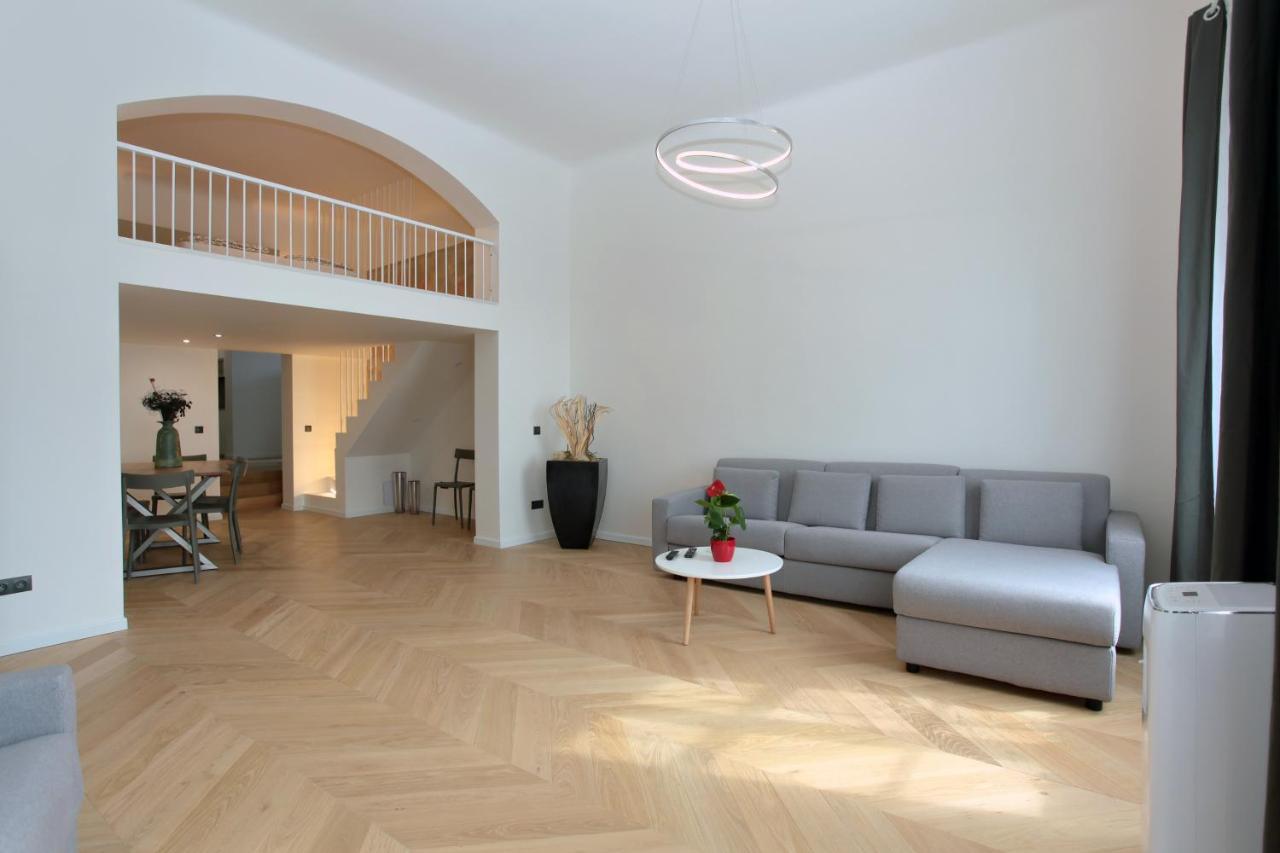 The Apartment House - Mezibranska Prague Extérieur photo